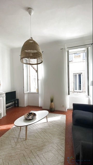 Flat Rue Lacépède in Marseille