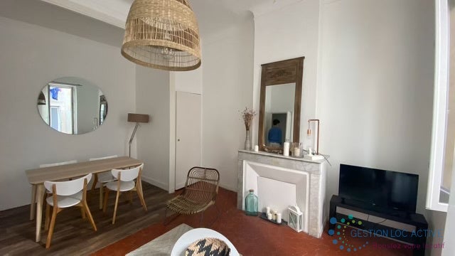 Flat Rue Lacépède in Marseille