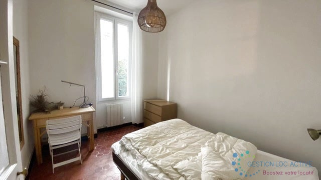 Flat Rue Lacépède in Marseille