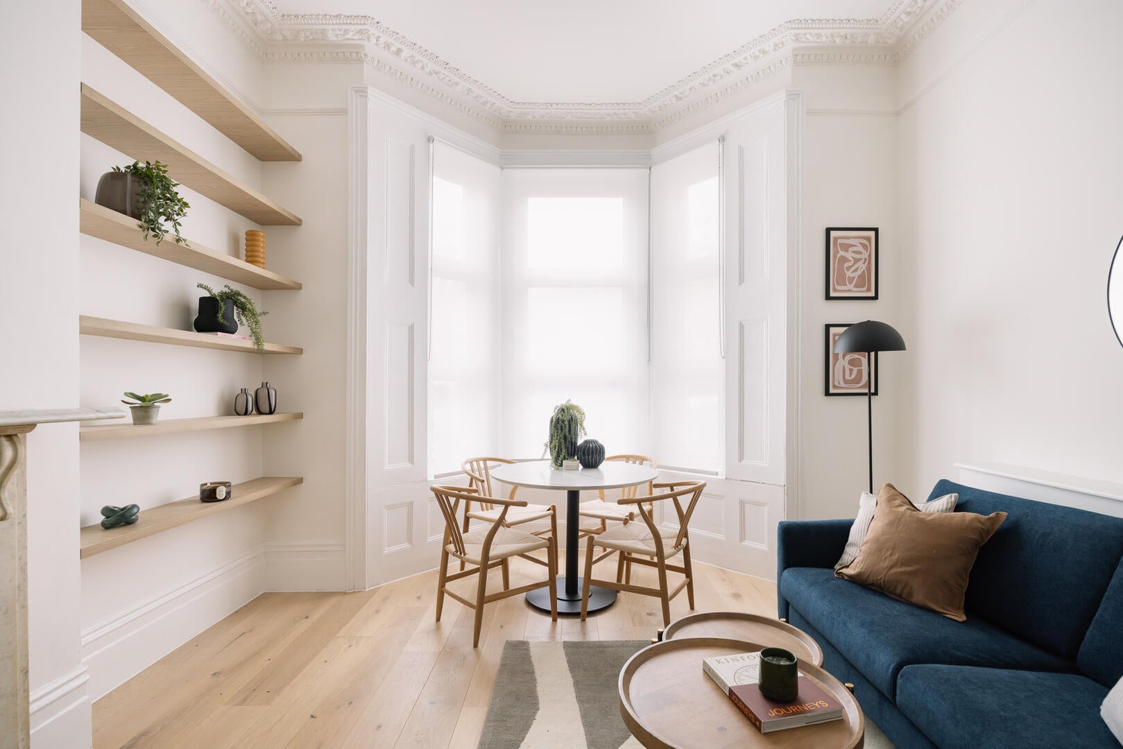 Flat Warwick Road in Greater London
