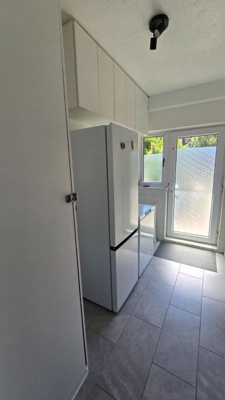 Room Stothard Street in Greater London