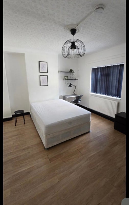 Room Stothard Street in Greater London