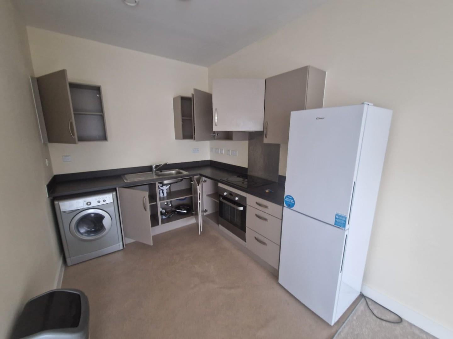 Flat Lily Close in London