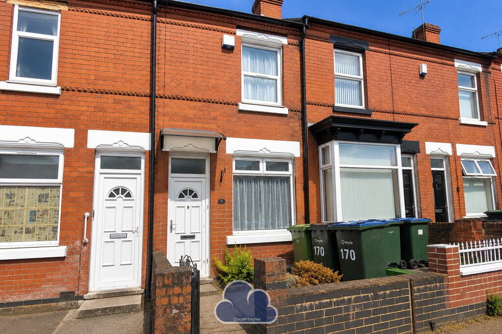 House Earlsdon Avenue North in Coventry