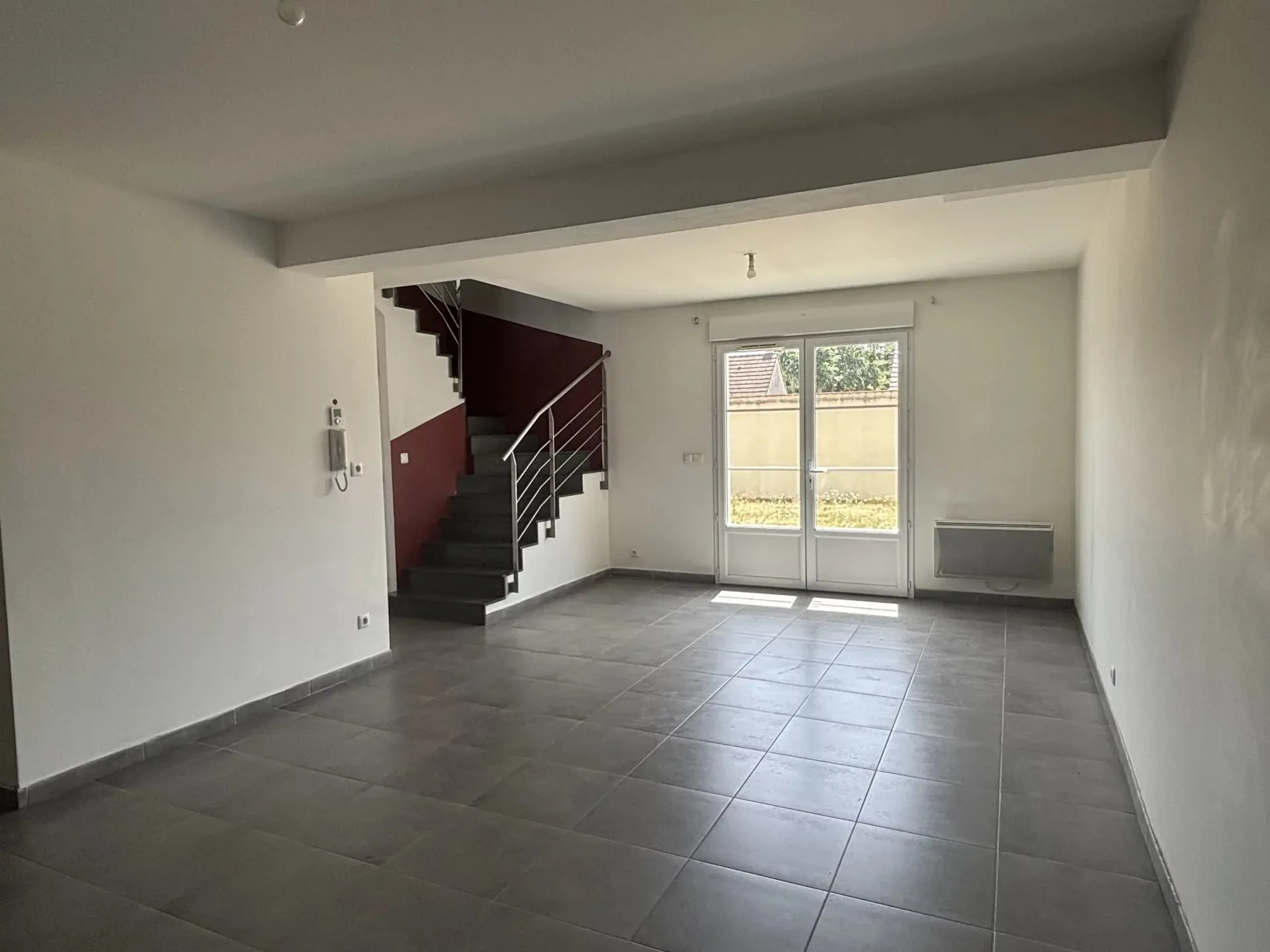 Maison Rue de Fontaine la Guyon à Chazay