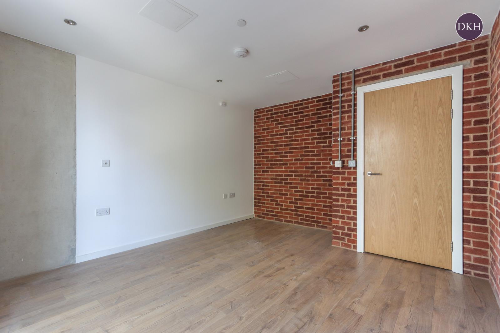 Flat Westland Road in Watford