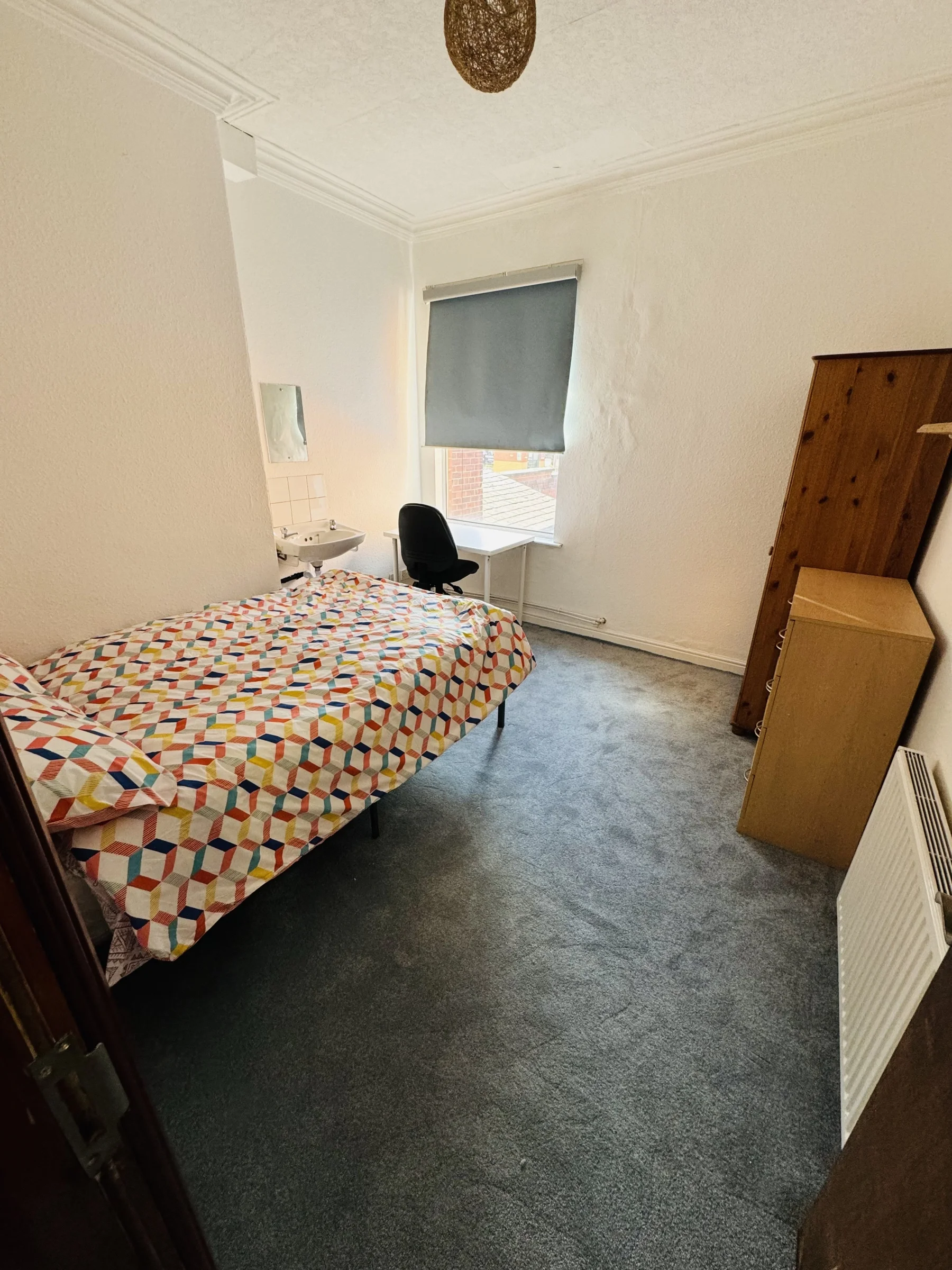 Room Blackman Lane in Leeds