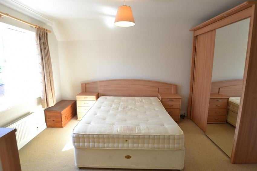 Flat Harboro Road in Trafford