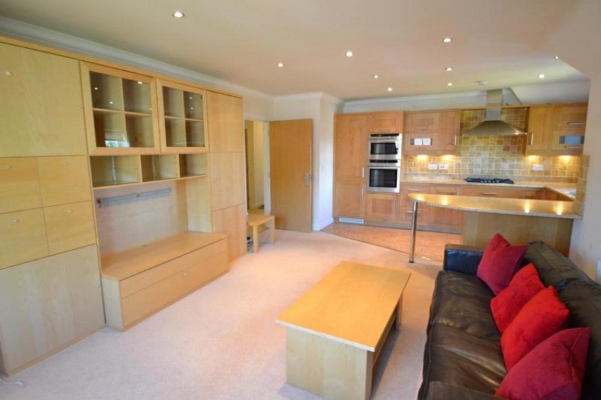 Flat Harboro Road in Trafford