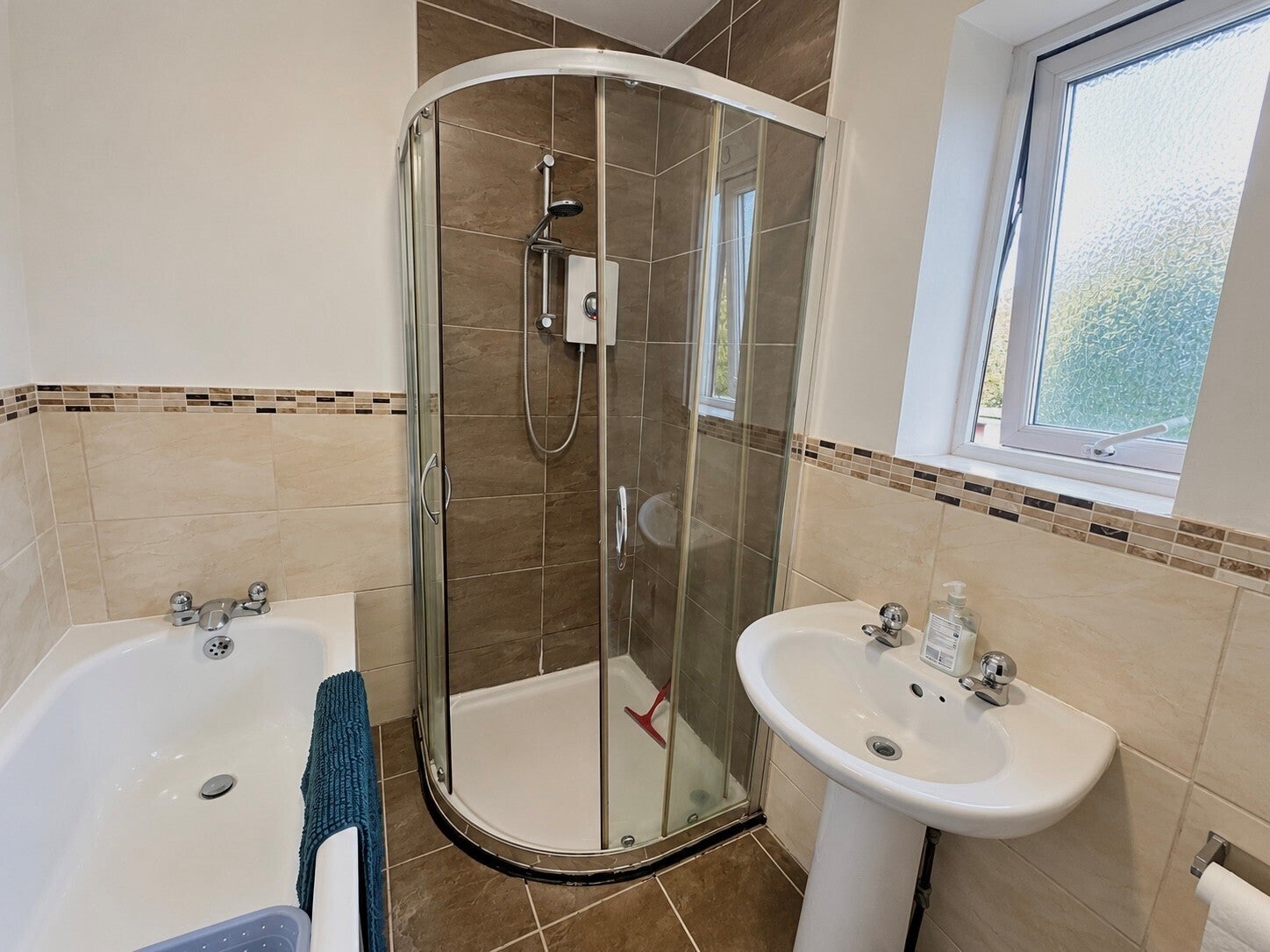 Flat West Close in Cardiff