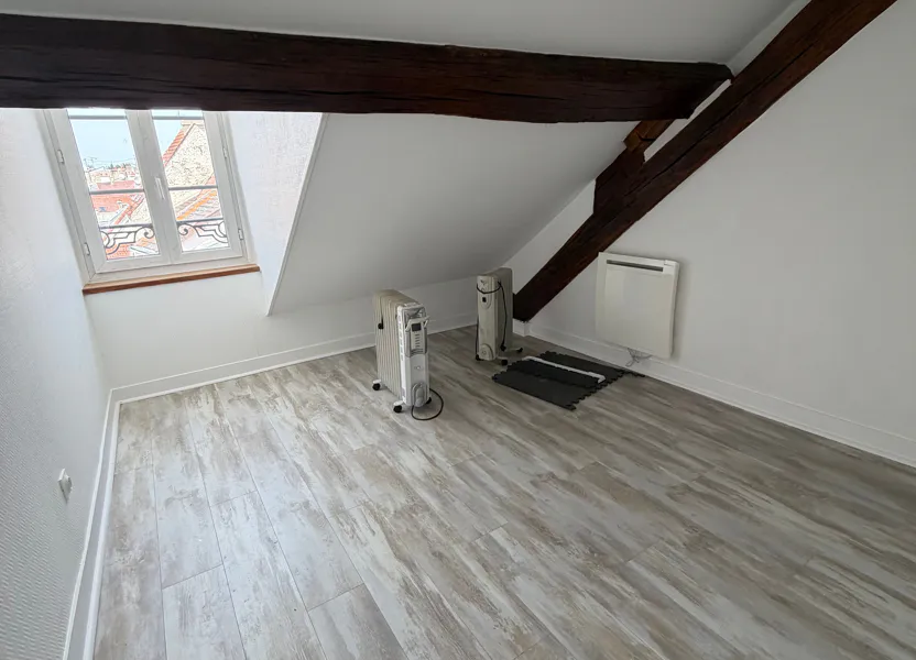 Flat Rue des Capucins in Coulommiers