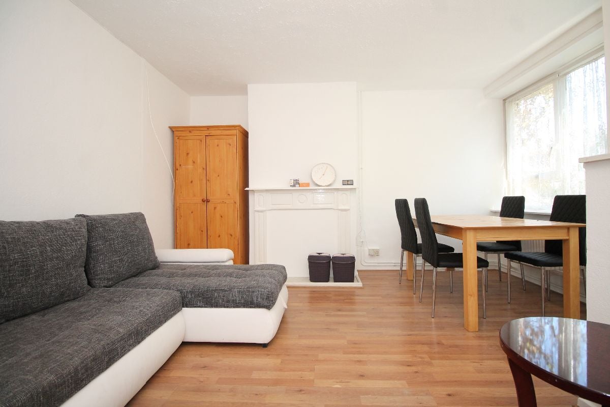 House Southwater Close in Greater London