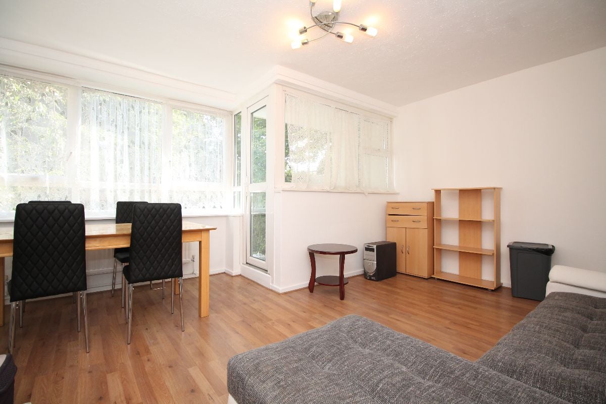 House Southwater Close in Greater London