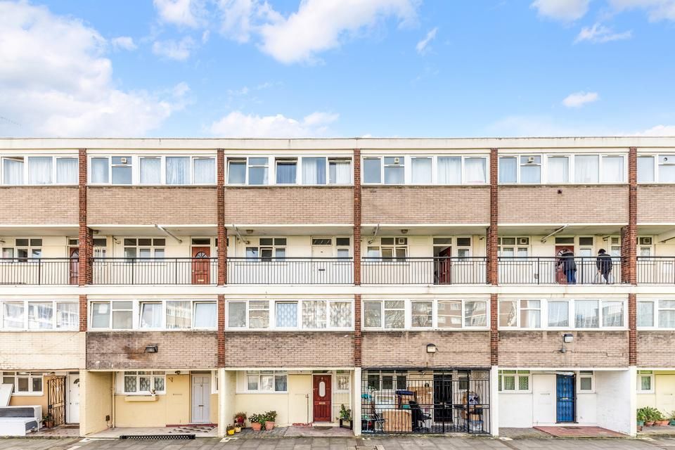 House Southwater Close in Greater London