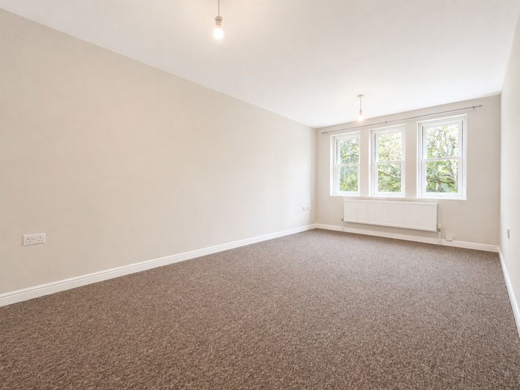 Flat Prince of Wales Road in Gosport