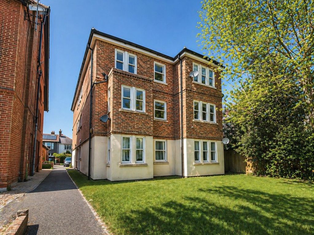 Flat Prince of Wales Road in Gosport