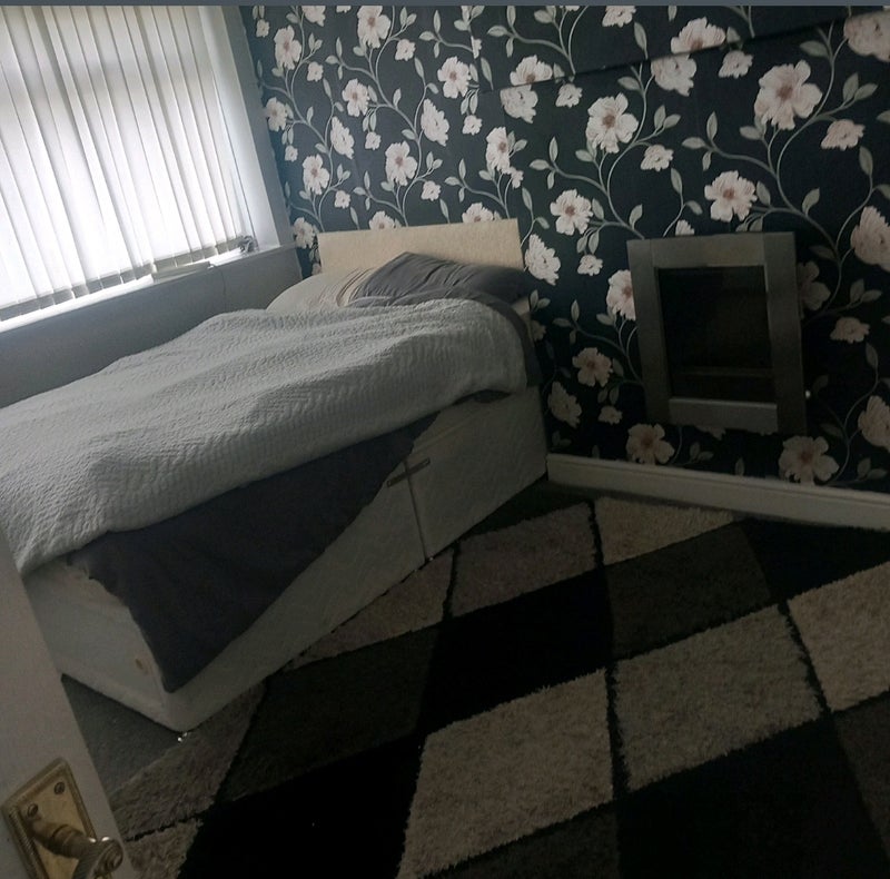 Room Daleside Avenue in Leeds