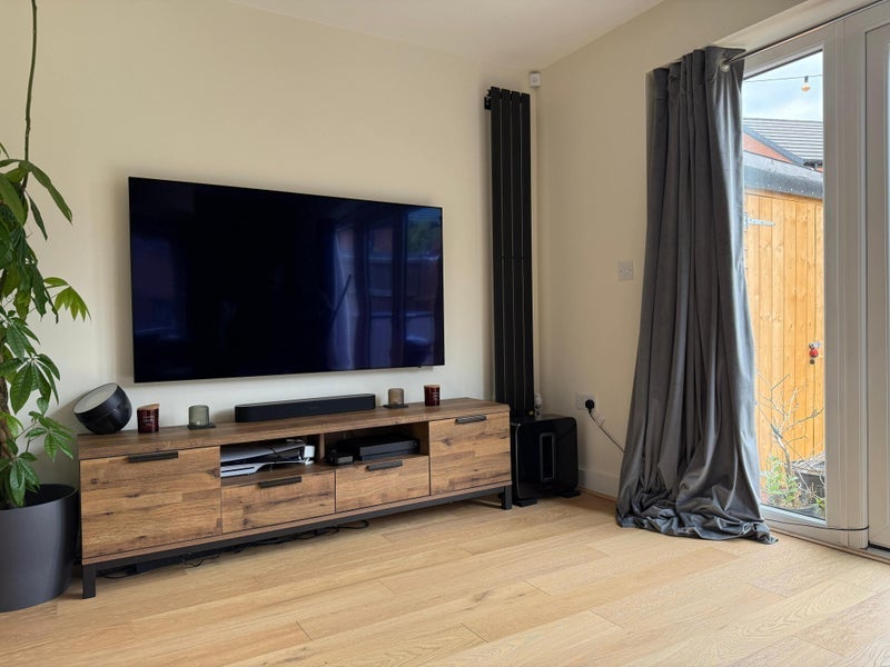 Room Redcliffe Drive in Manchester