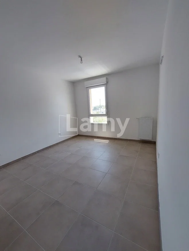 Flat Route de Montfavet in Avignon
