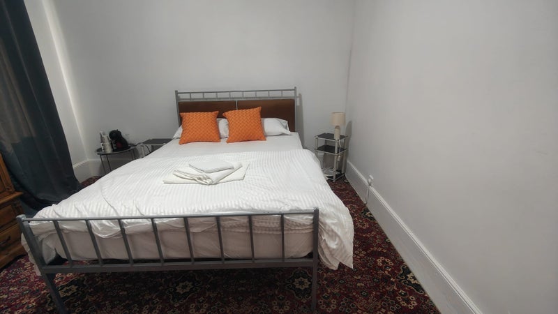 Room Eastfield Road in Greater London