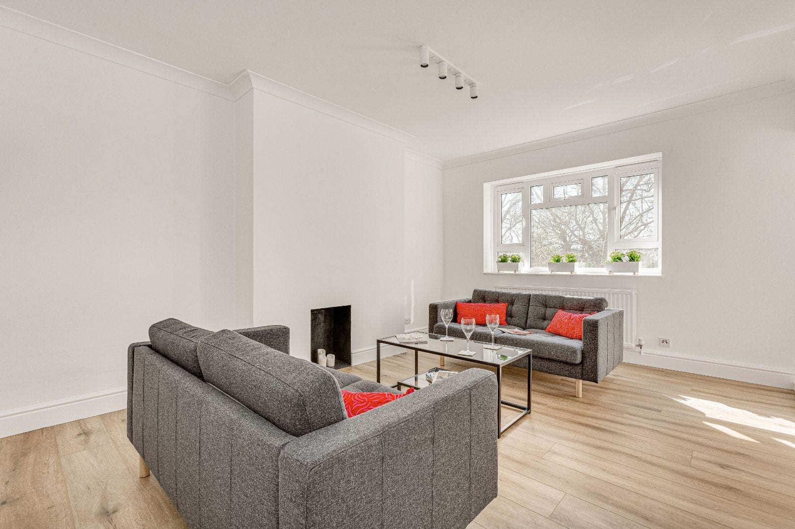 Flat Sulivan Court in Greater London