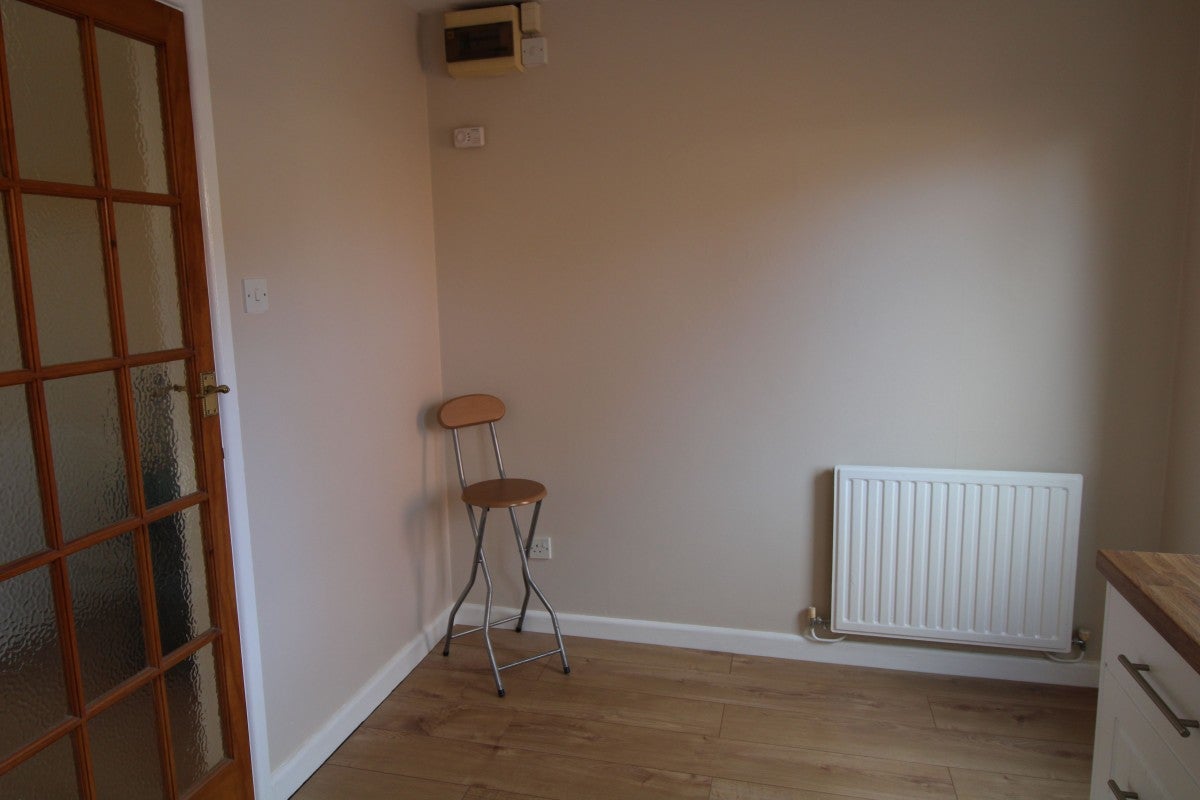 House Leeward Close in Bridgwater