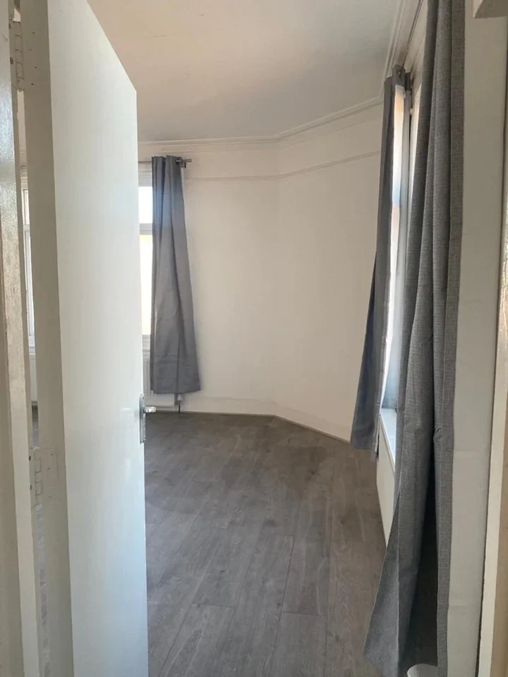 Flat Cromer Road in Watford