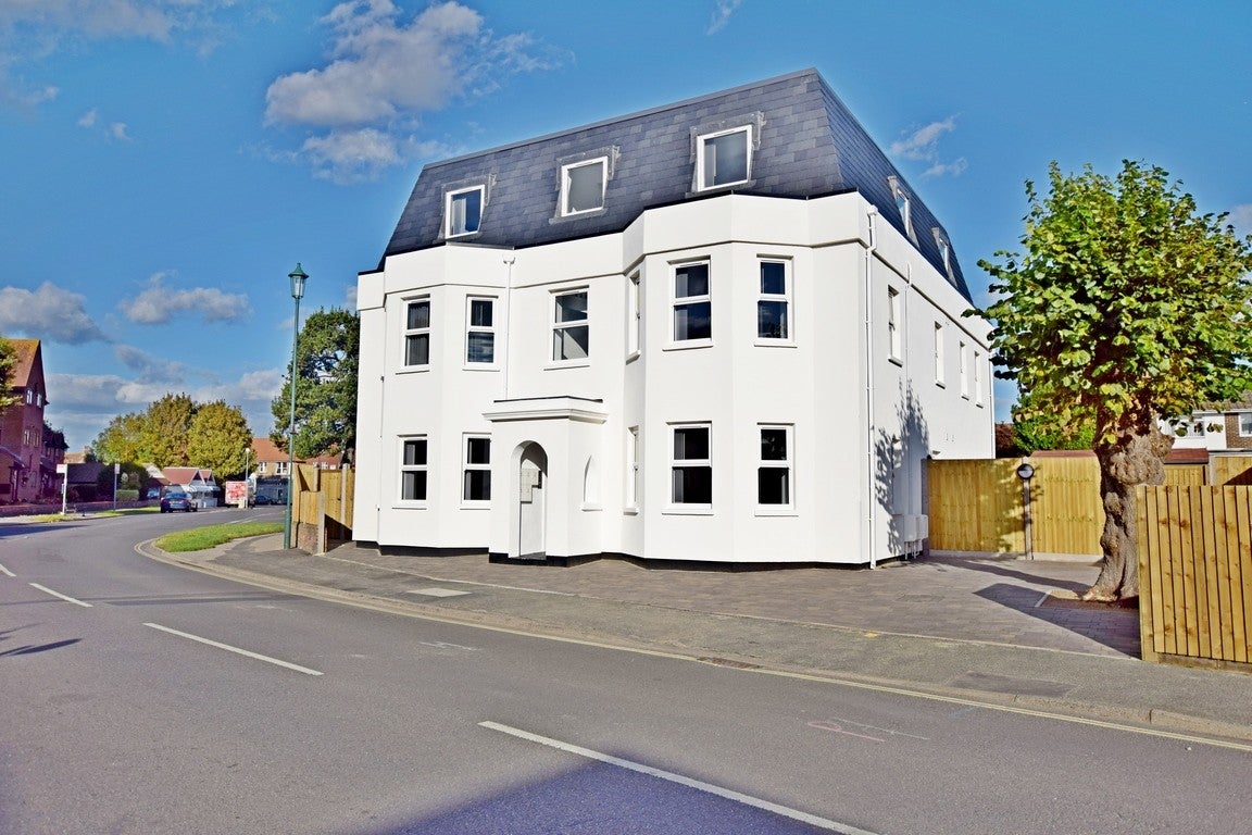 Flat Barn Feld in Arun