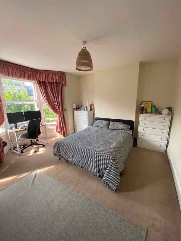 Room Fawe Park Road in Greater London