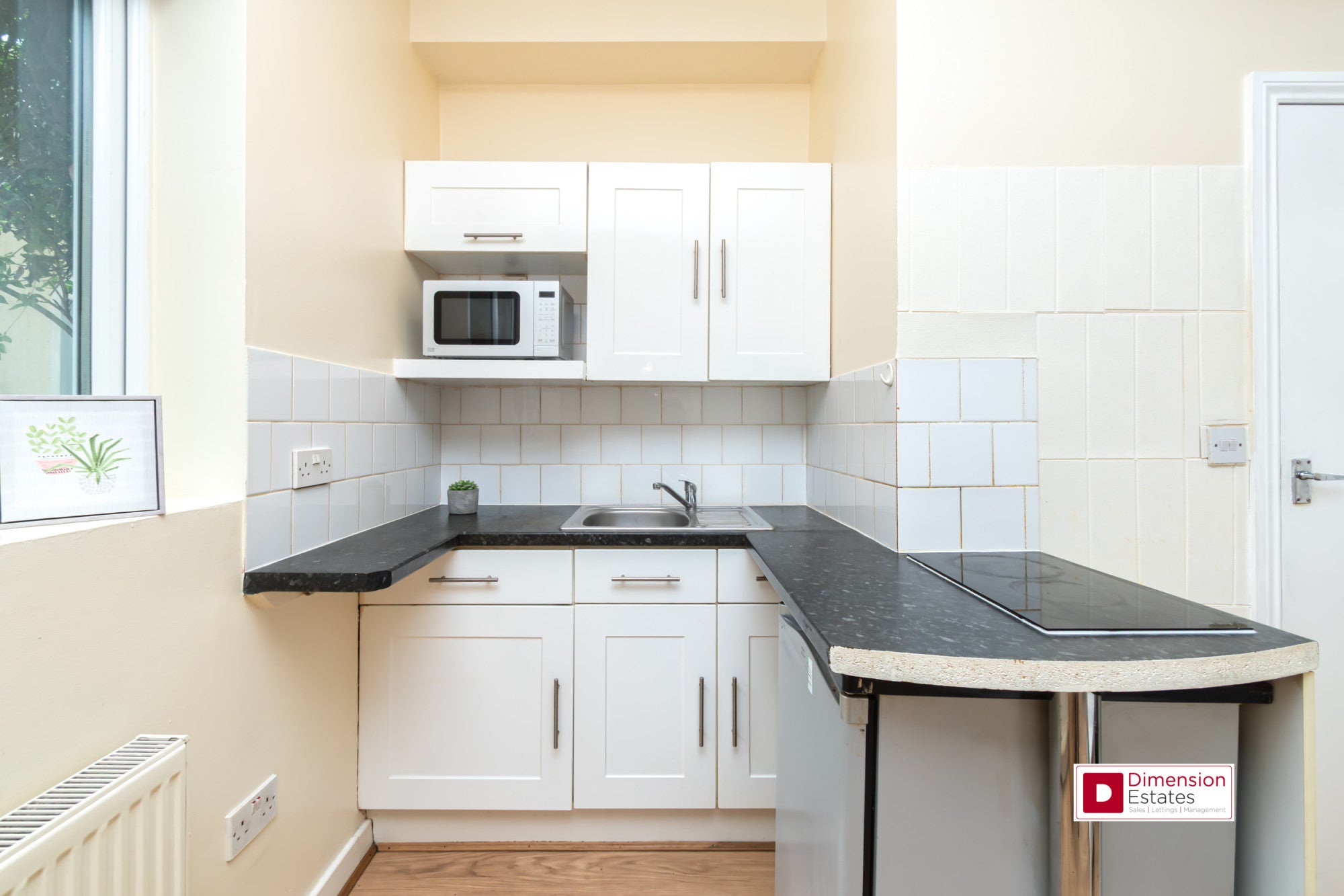 Flat Petherton Road in Greater London