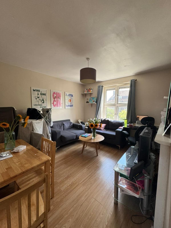 Room Blore Close in Greater London