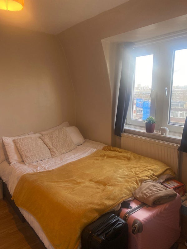 Room Blore Close in Greater London