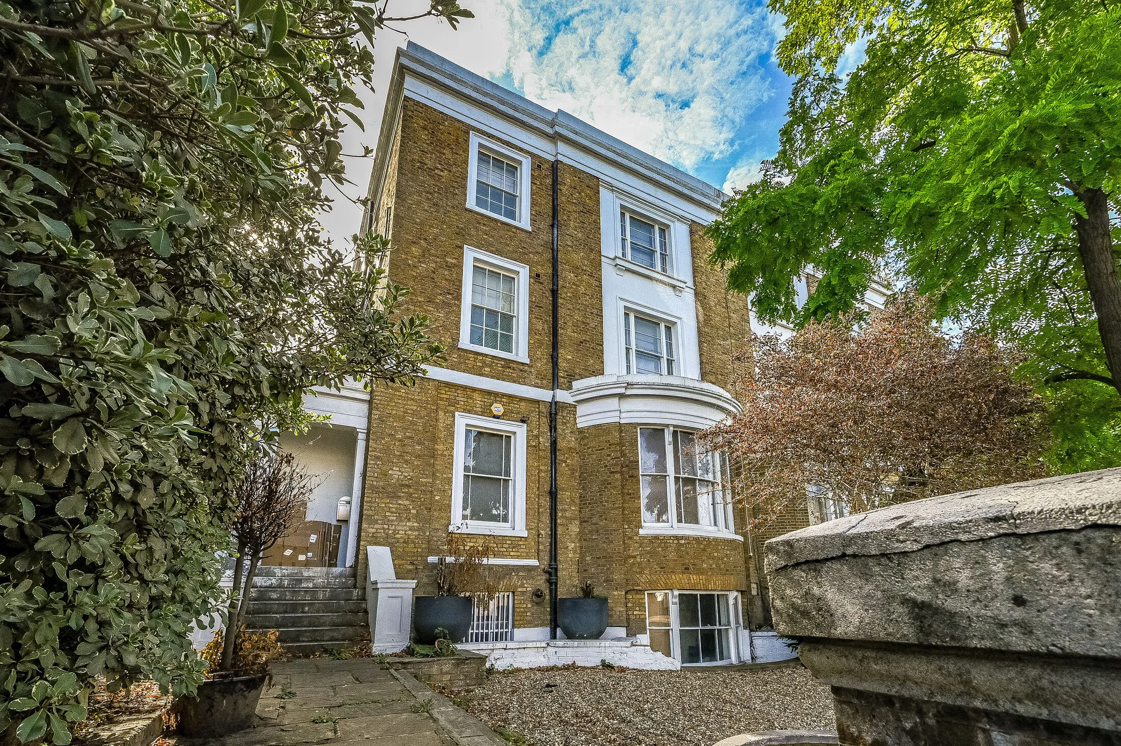 Flat Shooters Hill Road in Greater London