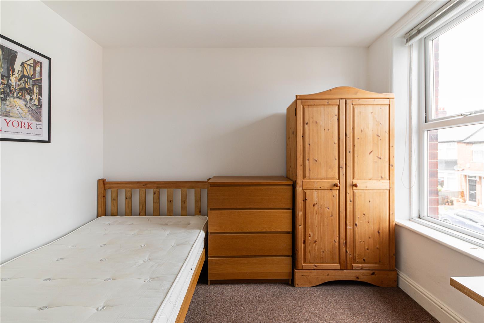 Room Biddlestone Road in Newcastle upon Tyne