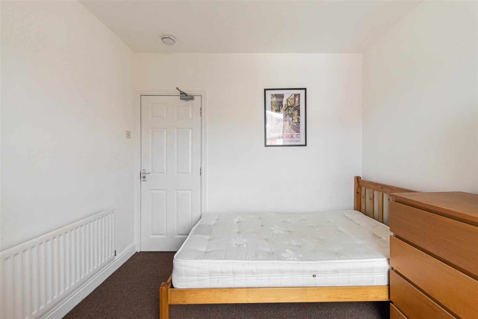 Room Biddlestone Road in Newcastle upon Tyne