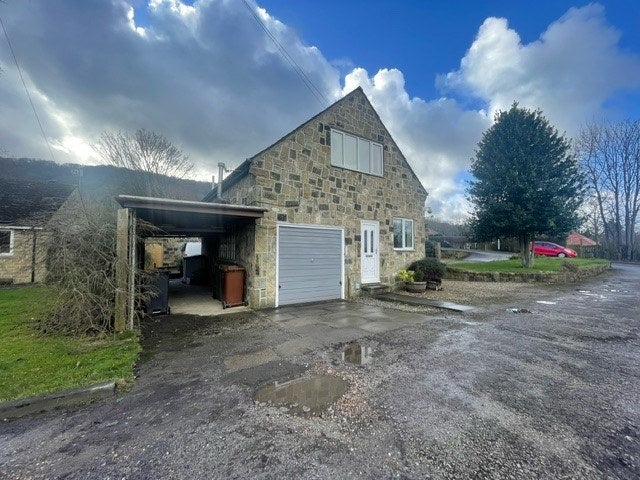 House West Chevin Road in Menston