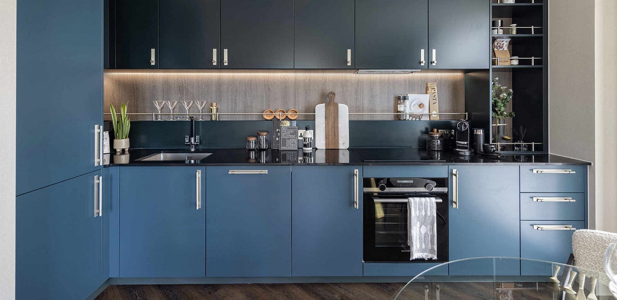 Flat Eden Grove in Greater London