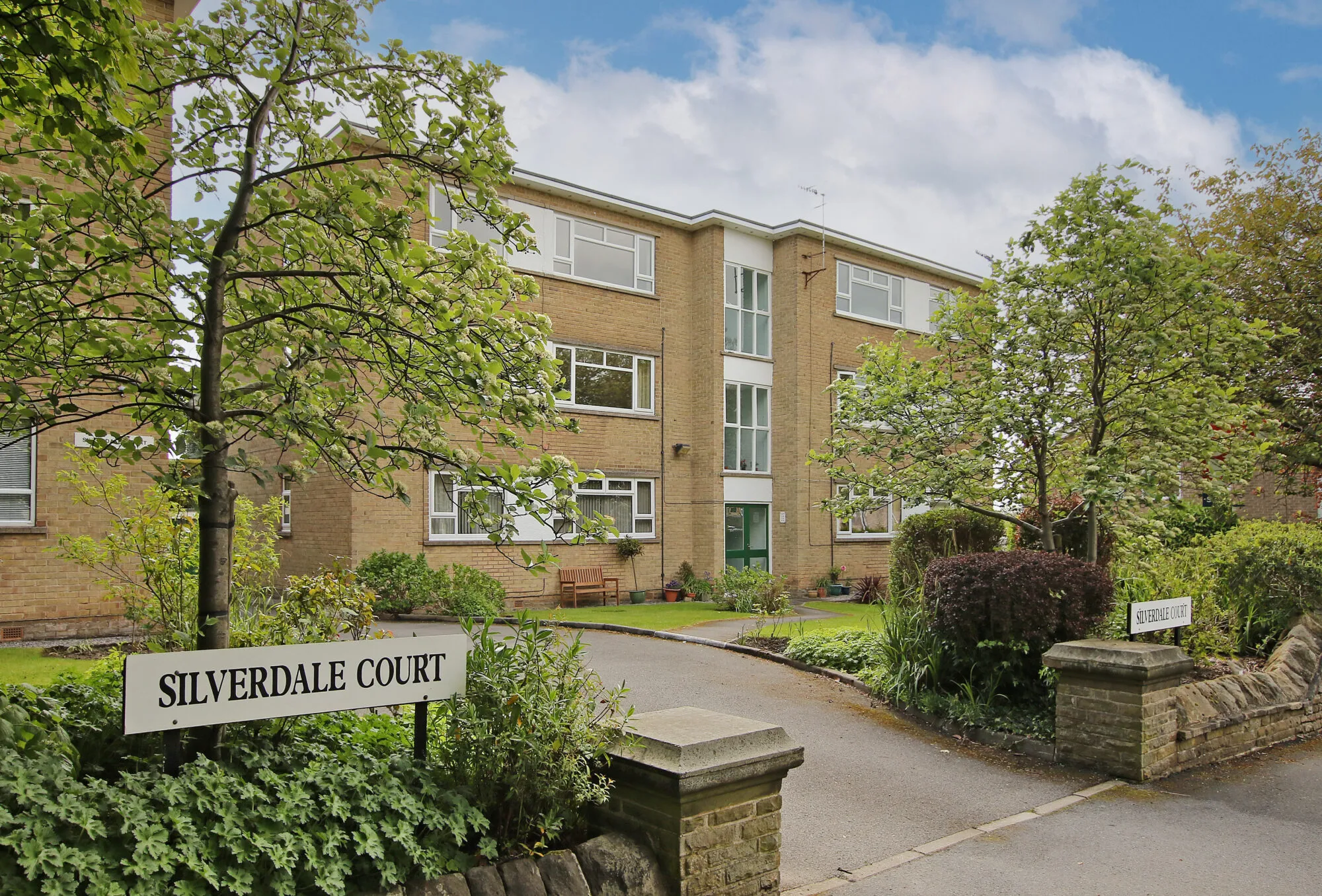 Flat Silverdale Gardens in Sheffield