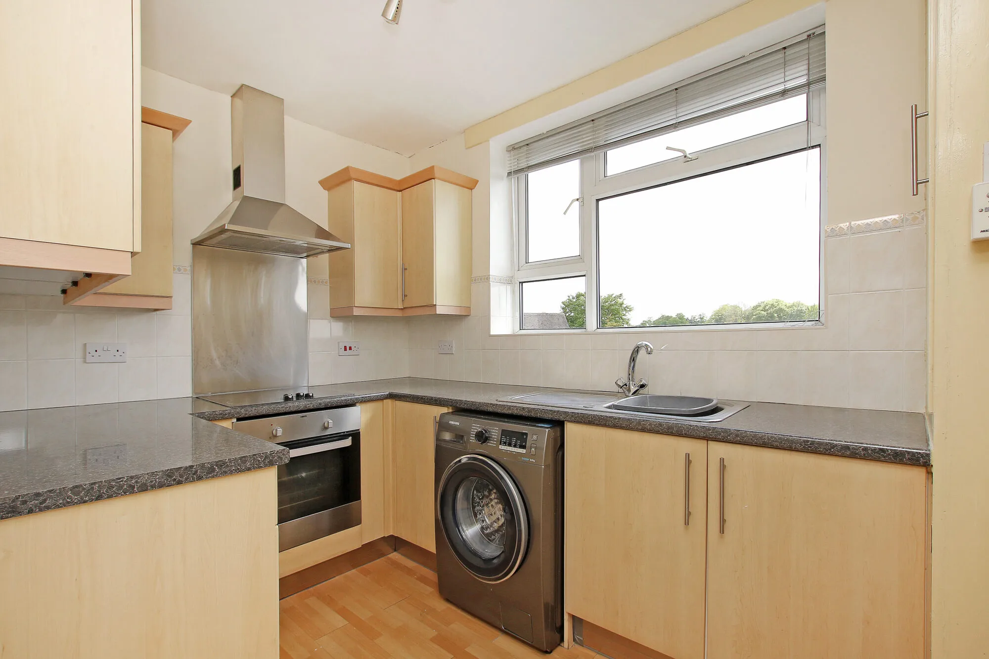 Flat Silverdale Gardens in Sheffield