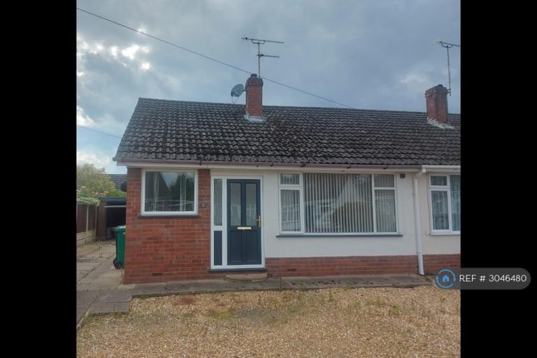 House Prior Close in Wistaston