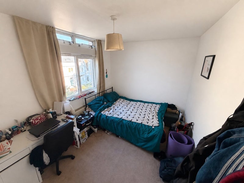 Room Victoria Rise in Greater London