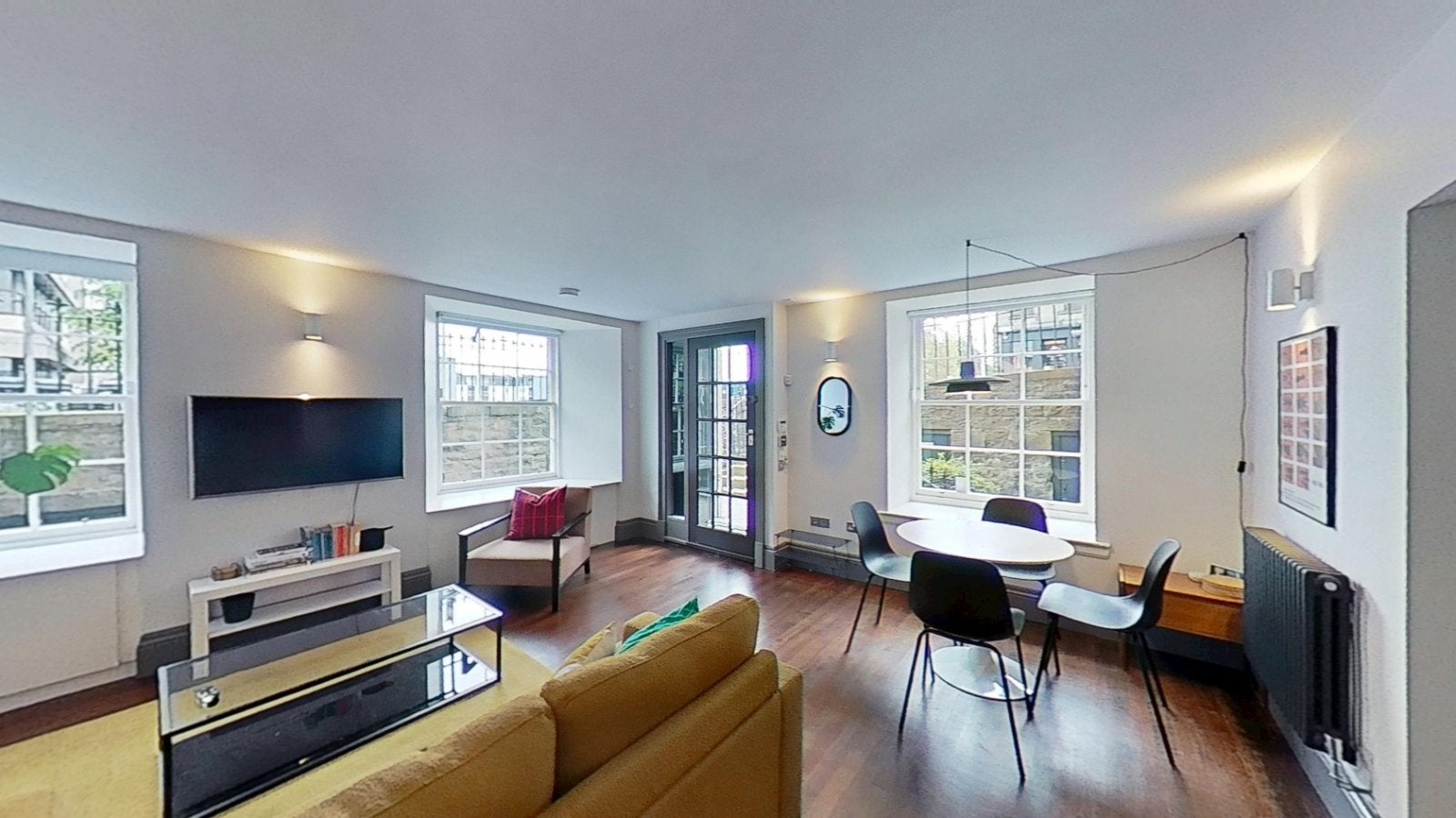Flat Dundas Street in City of Edinburgh