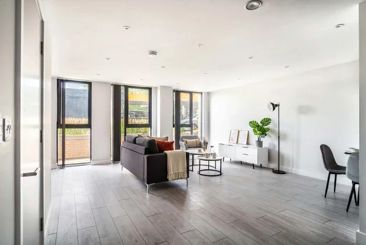 Flat Oldfield Road in Salford