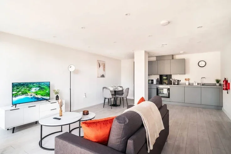 Flat Oldfield Road in Salford
