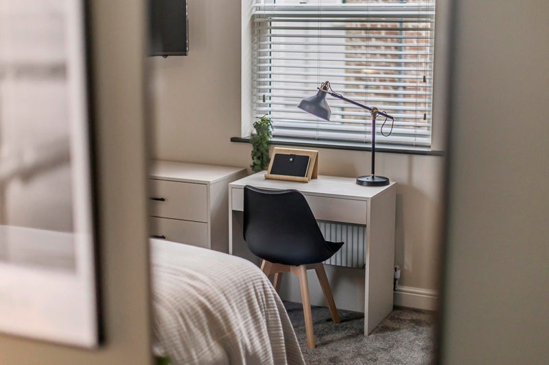 Room Wilson Patten Street in Warrington