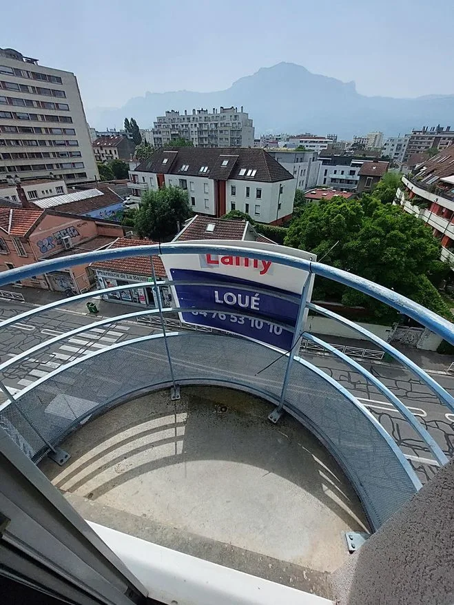 Appartement Chemin du Rhin à Grenoble