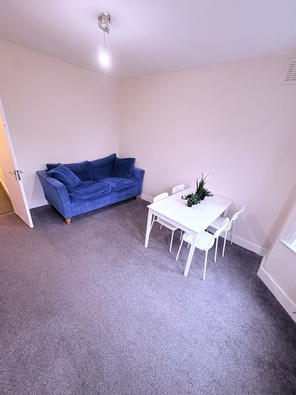 Room Finland Road in Greater London