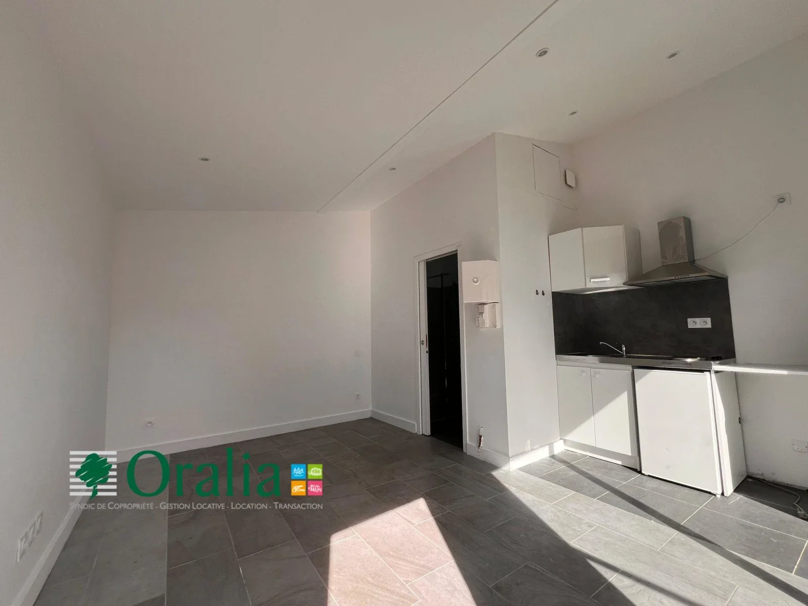 Appartement Rue des Écoles à Mios