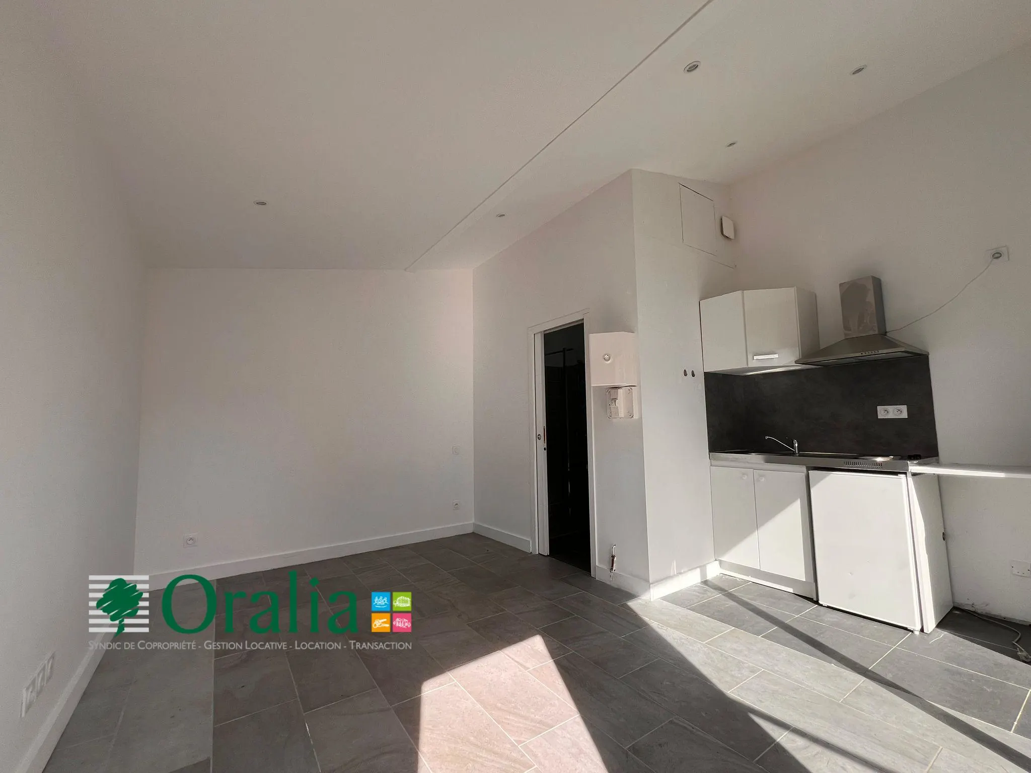Appartement Rue des Écoles à Mios