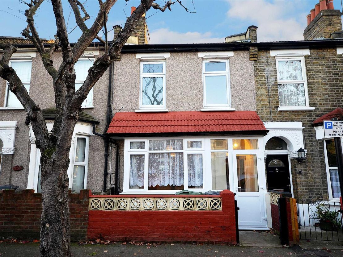 House Lynmouth Road in Greater London